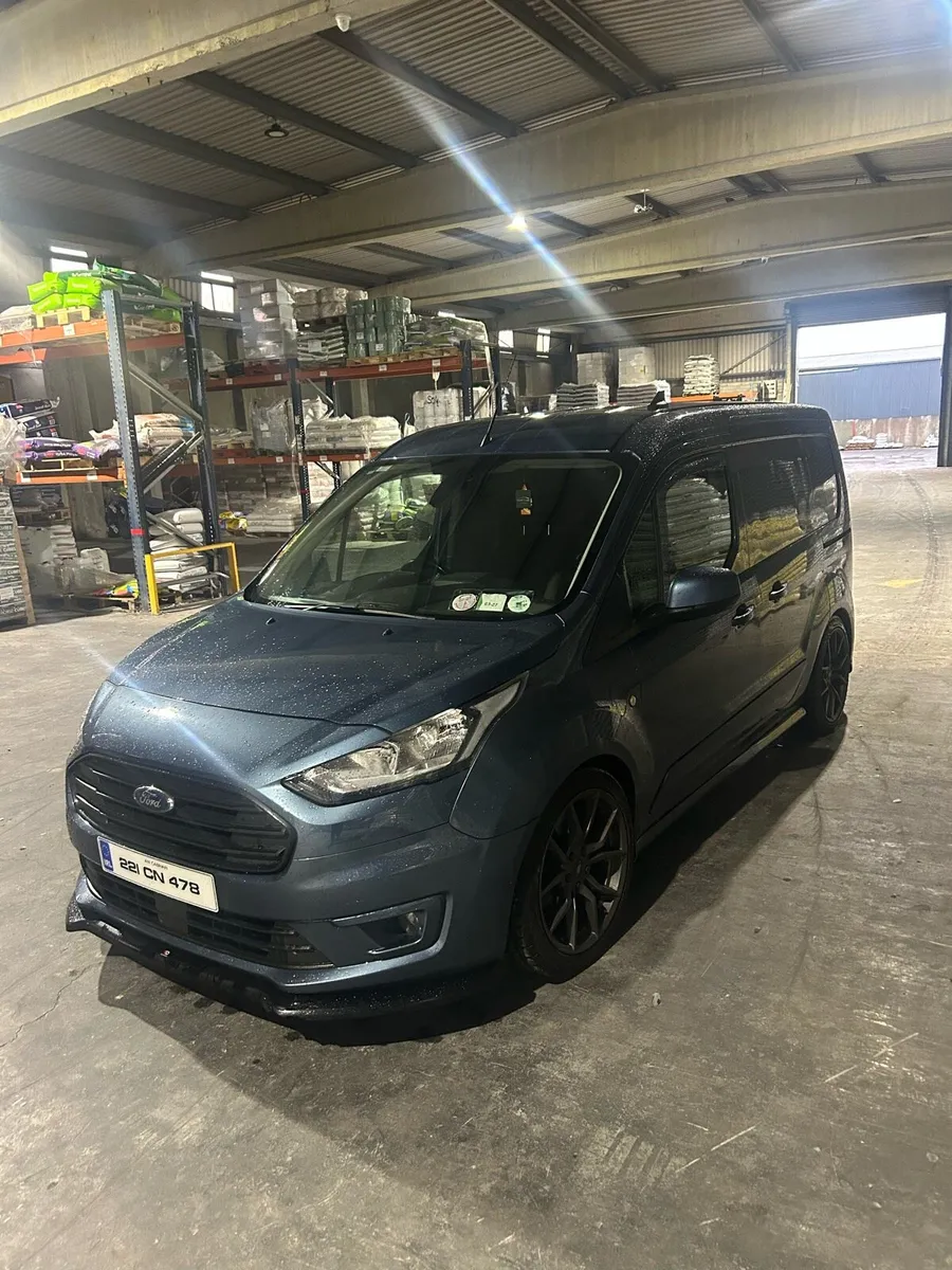 Ford transit connect low millage - Image 1