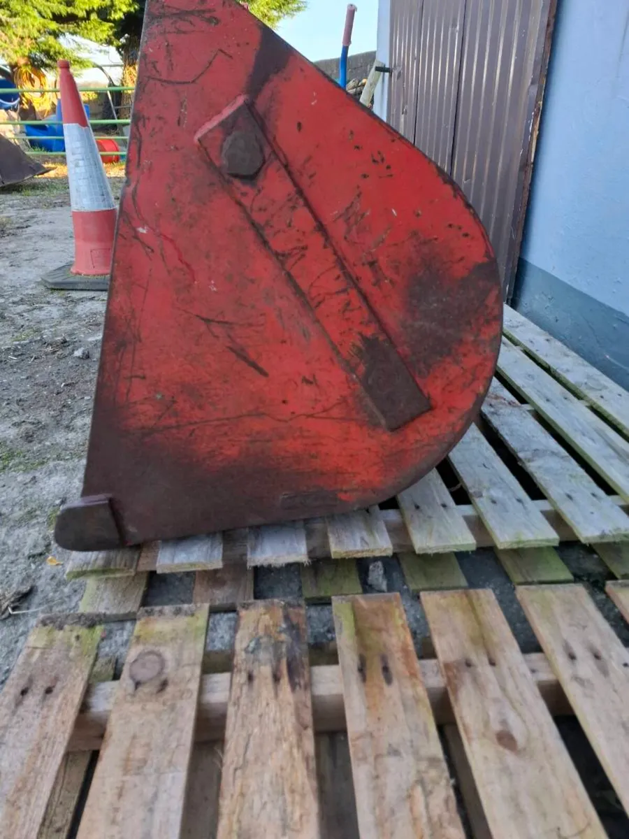 4 ft bucket - Image 3