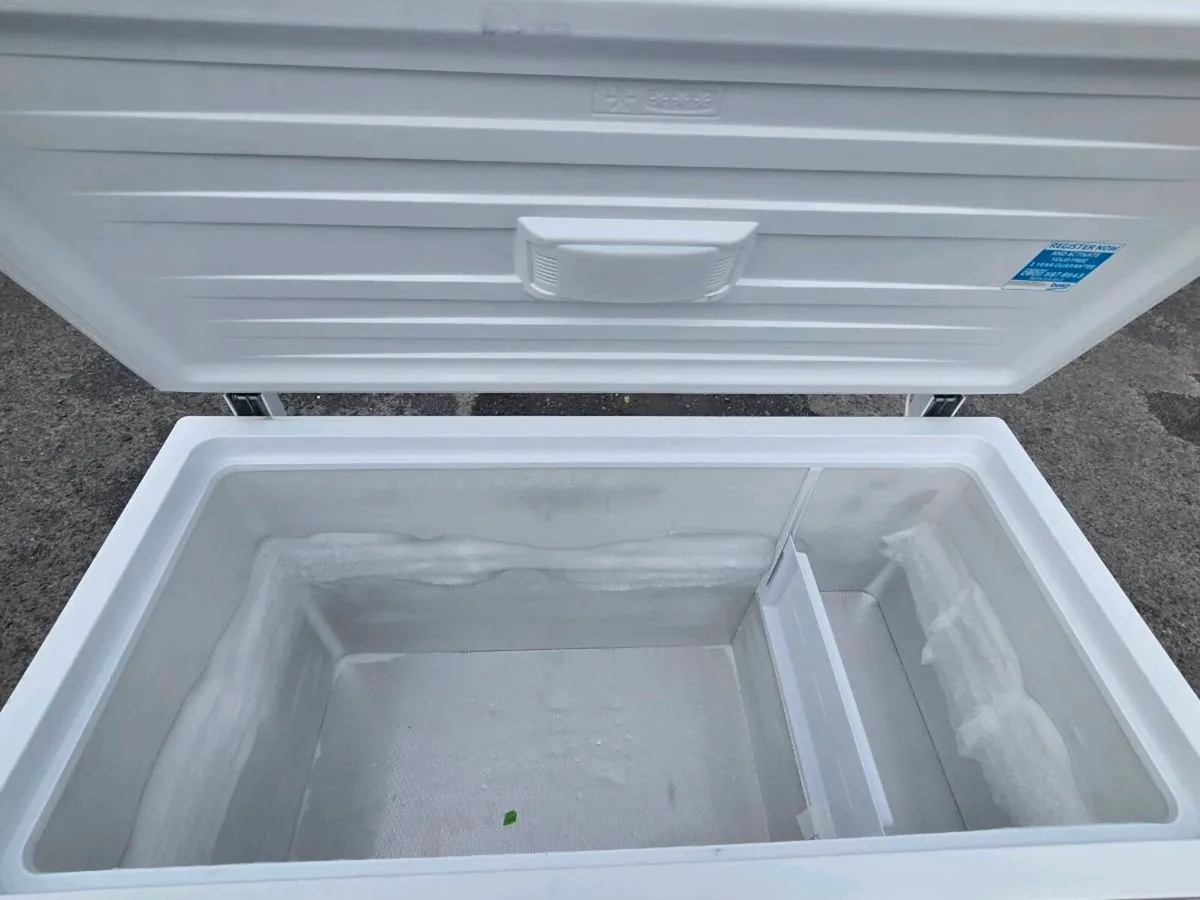Chest freezer Beko like new - Image 2