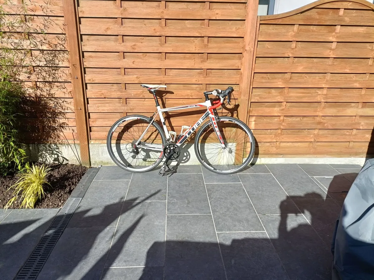 Reliable Cube peloton road bike for sale - Image 3