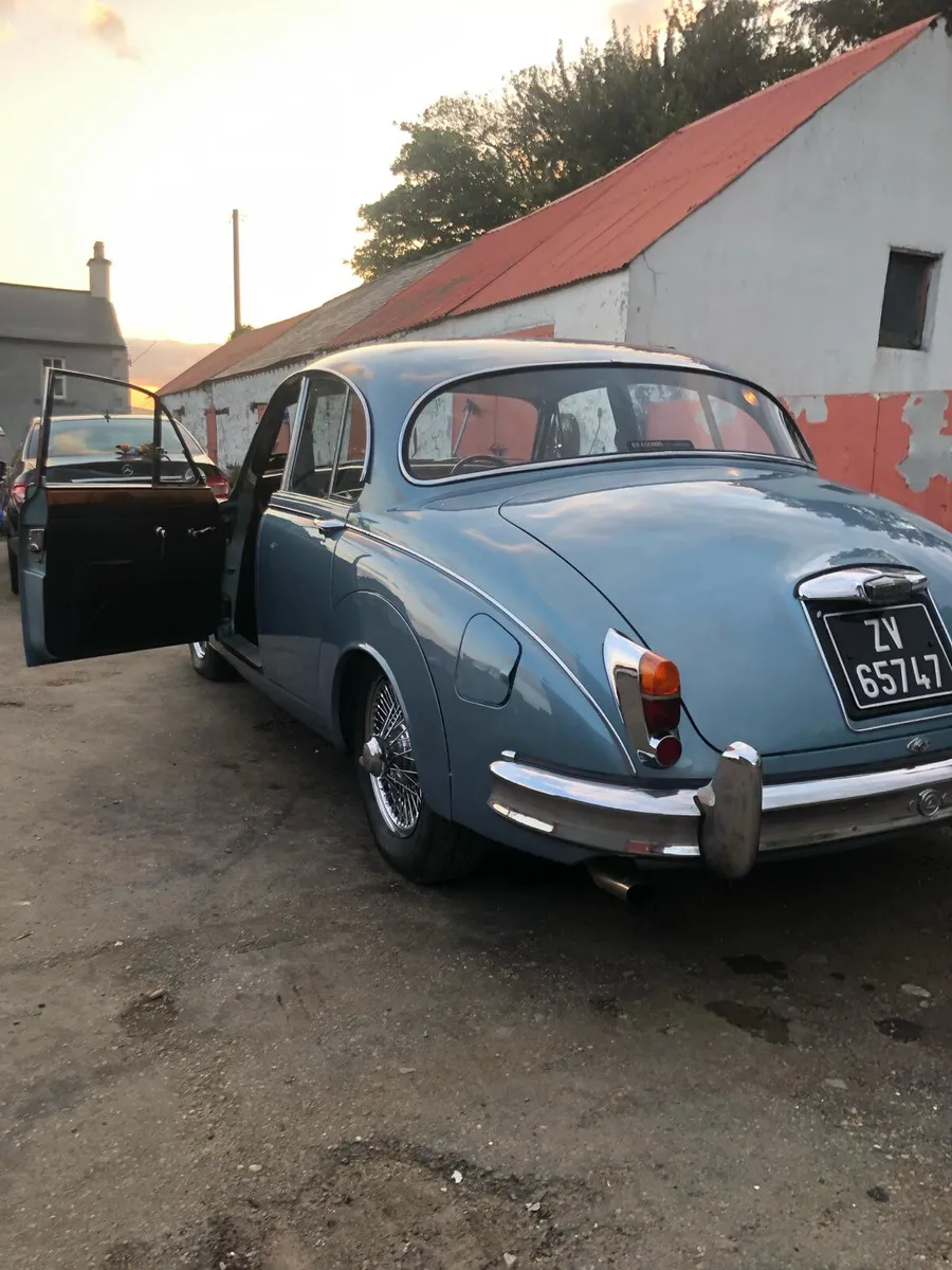 Jaguar MK 2 1962 2.4 - Image 4