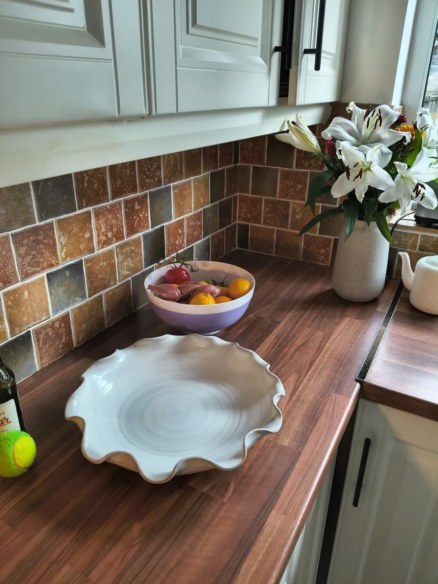 Stephen Pearce Salad Dish - Image 1