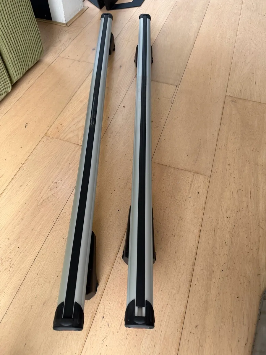 BMW X5 roof rack used once - Image 2