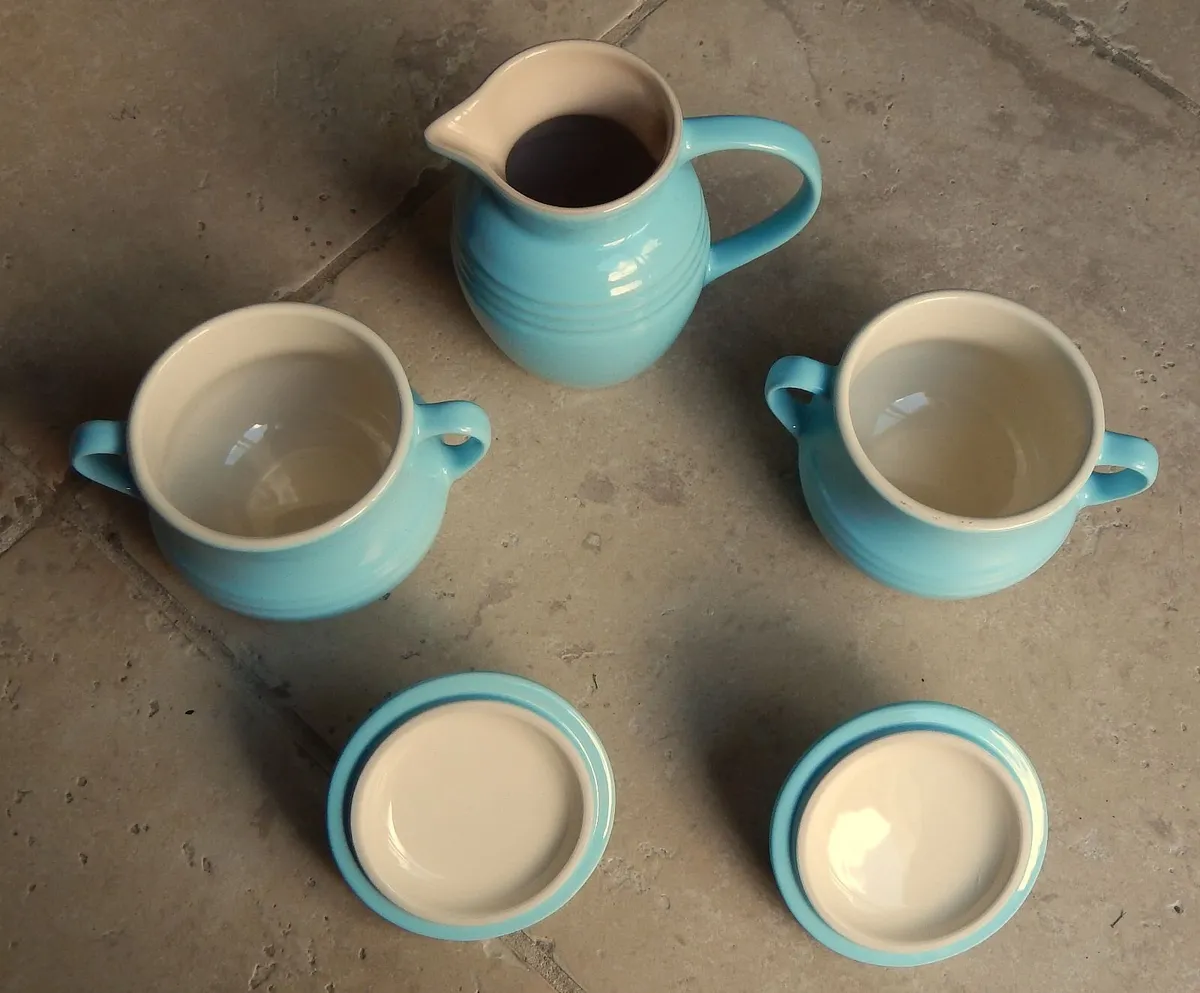 Le Creuset Soup/Mini Cocotte Stoneware Bowls & Jug - Image 3
