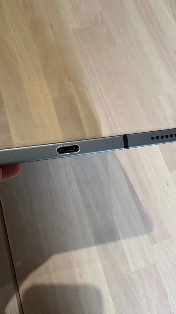 iPad Pro (11-inch, 2nd generation) - Image 2