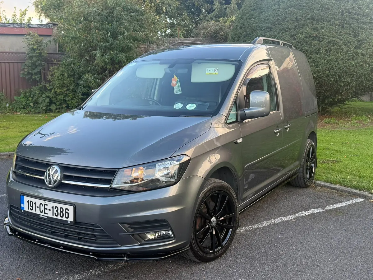 VW CADDY 2.0L AUTOMATIC - Image 1