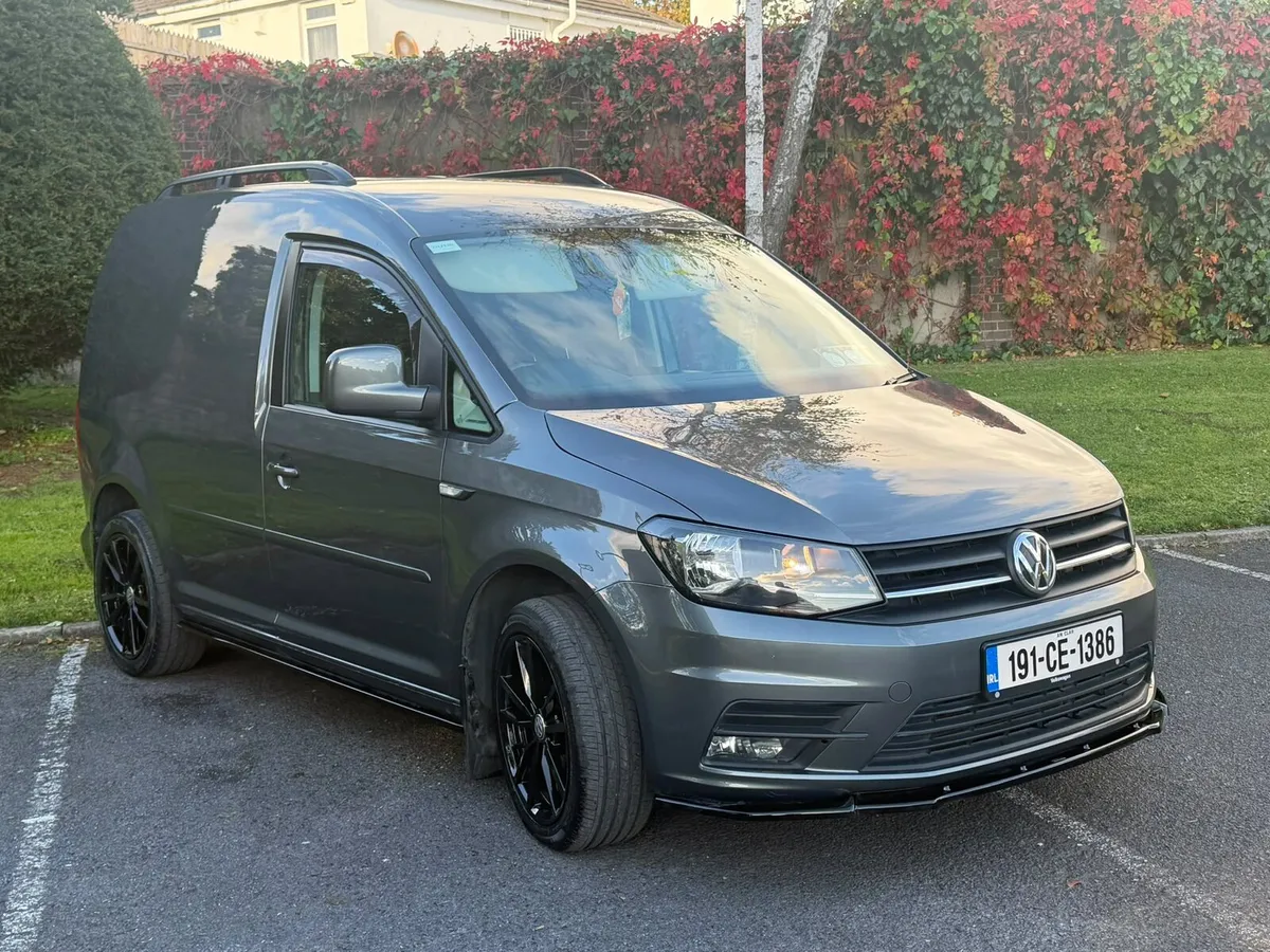 VW CADDY 2.0L AUTOMATIC - Image 2