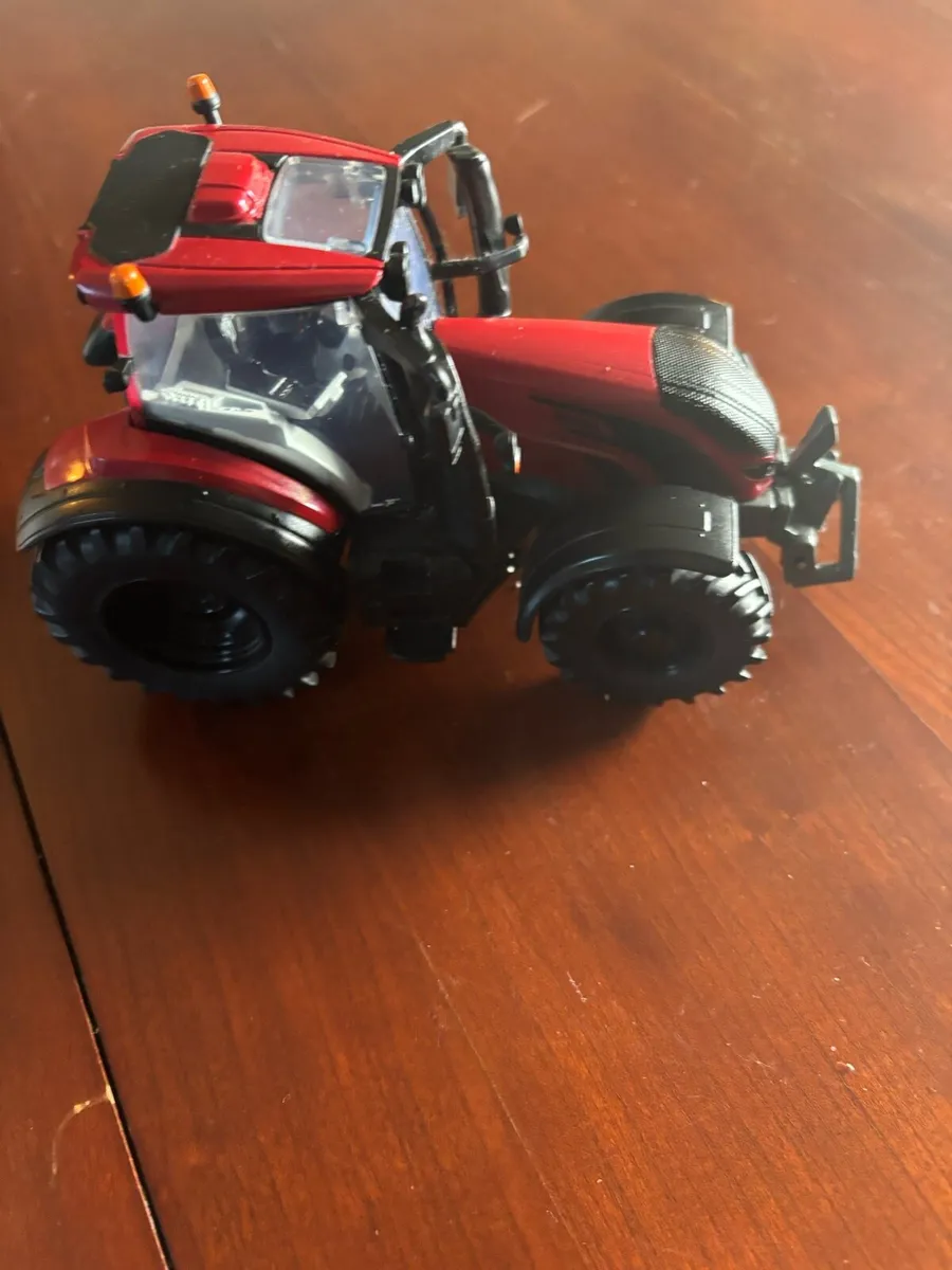 Farm Models/toys/Metal Tractors - Image 1