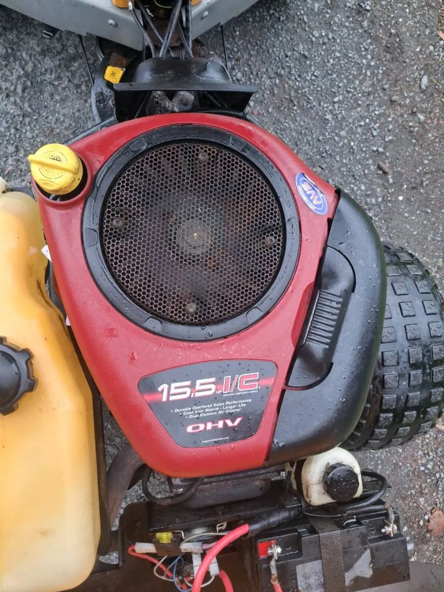 Stiga combi lawnmower - Image 4