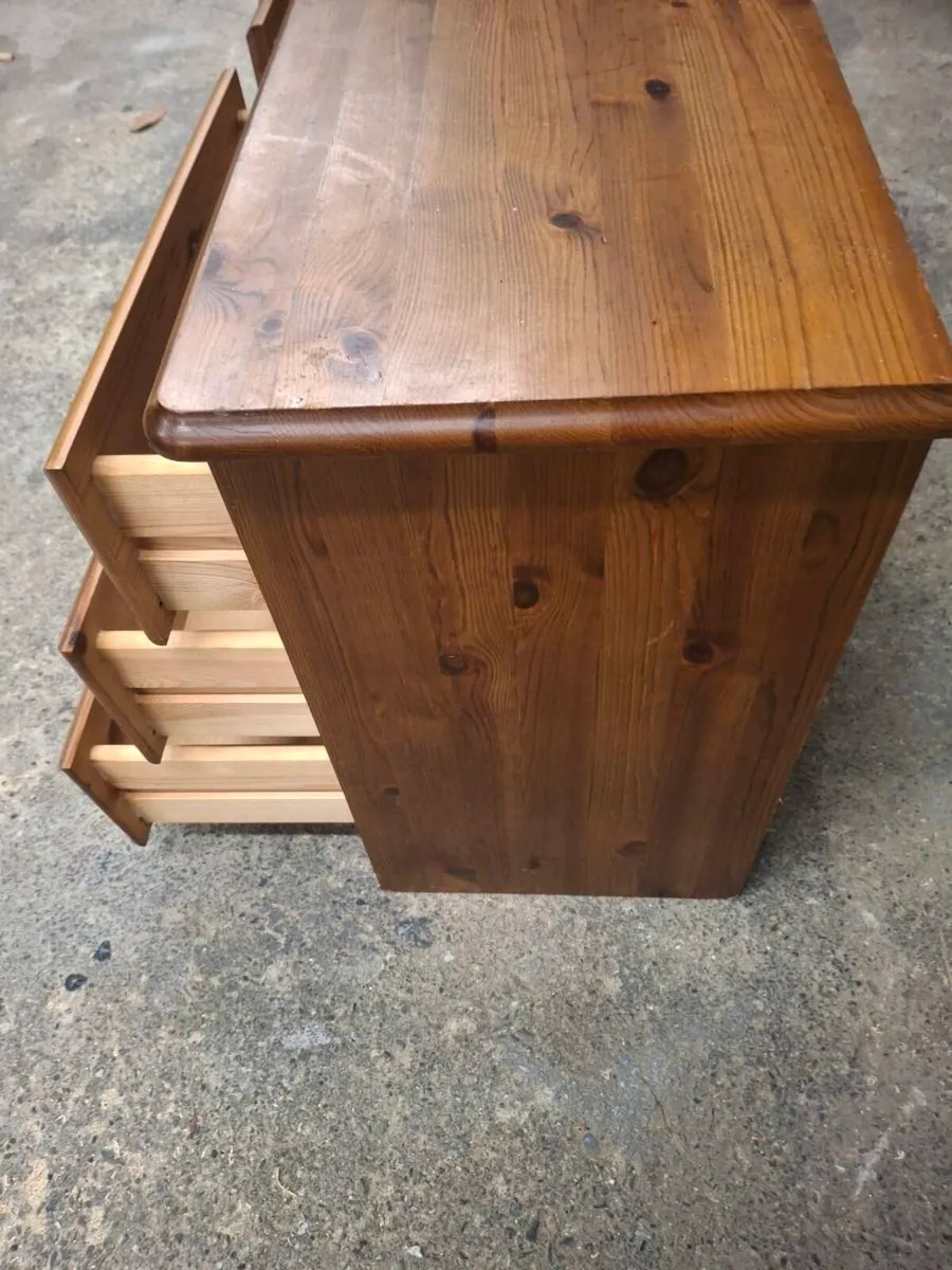 Bedside lockers - Image 2