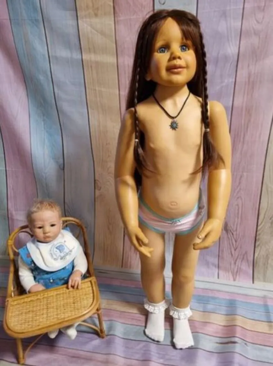 Masterpiece Doll - Corinna, 2009 - Image 2
