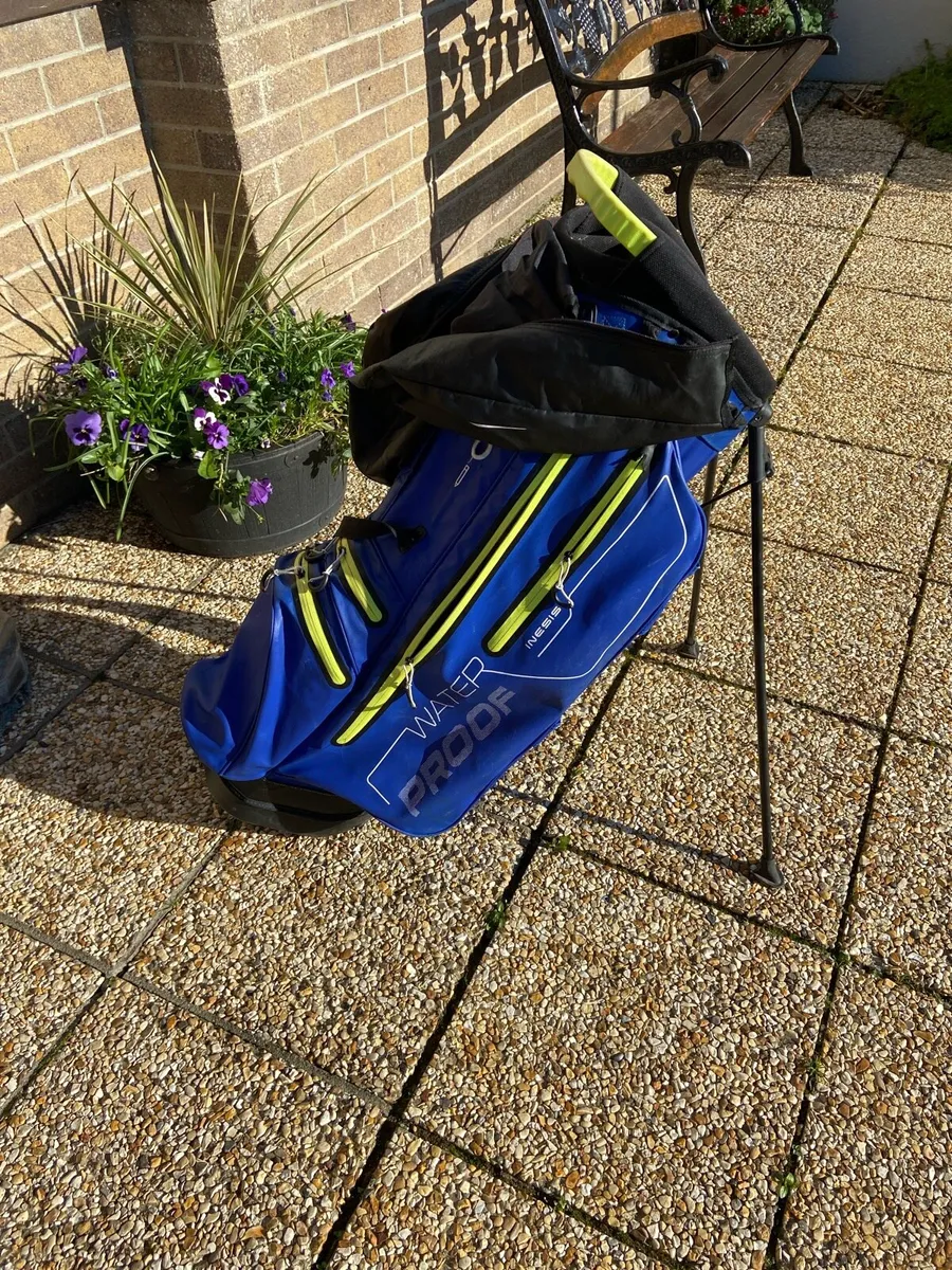 Inesis. Stand. Bag - Image 1