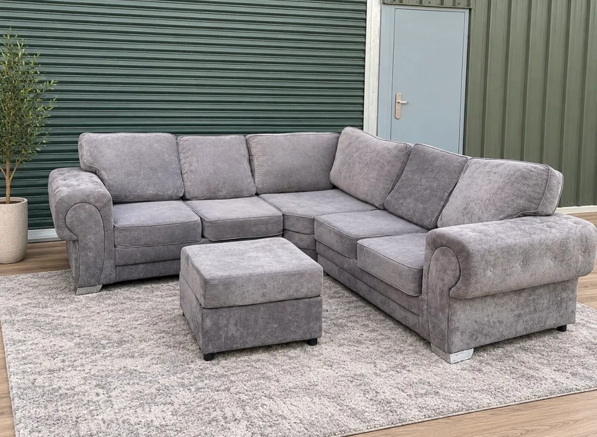 Verona L shaped corner sofa with footstool - Image 1