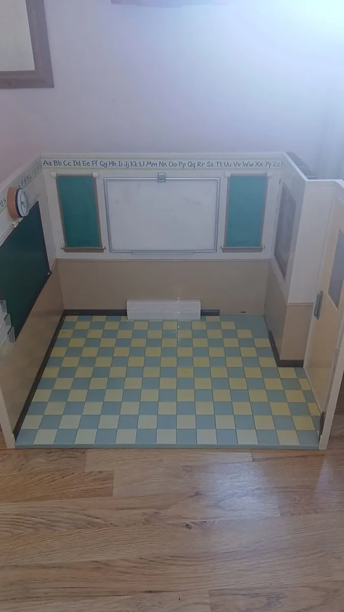 Our Generation School and locker - Image 4