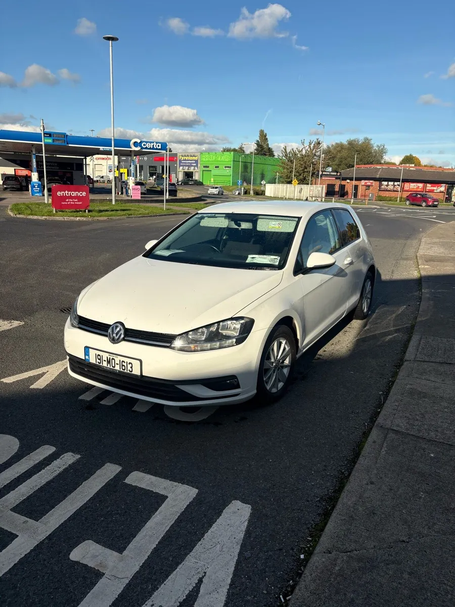 VW GOLF - Image 1