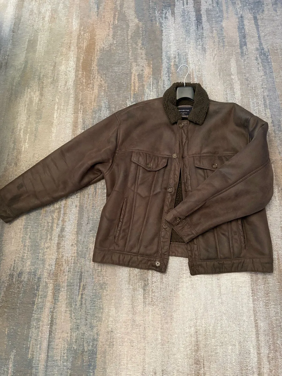 Abercrombie & Fitch Relaxed Vegan Suede Jacket XL - Image 1