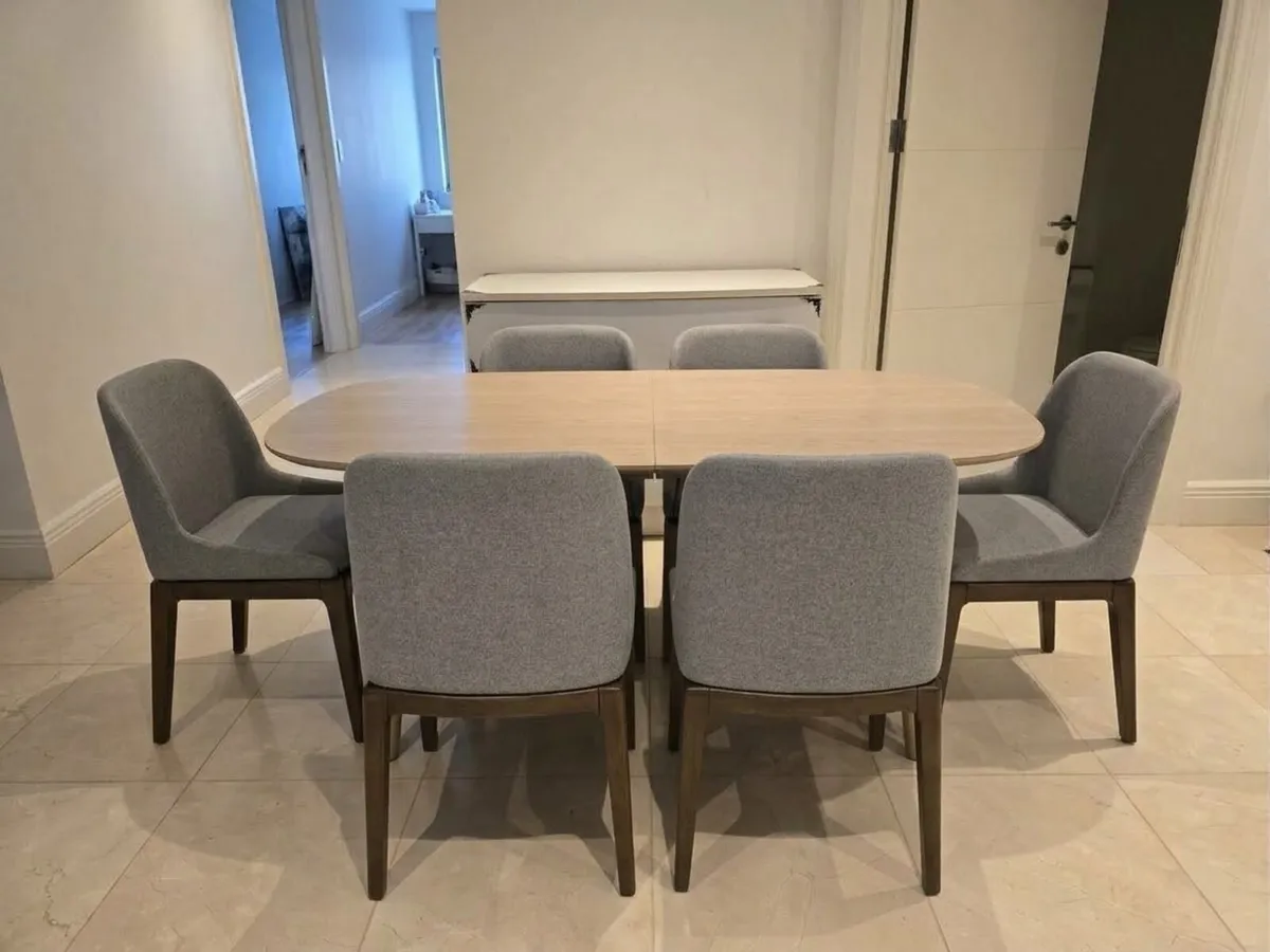 6 chairs - Image 2