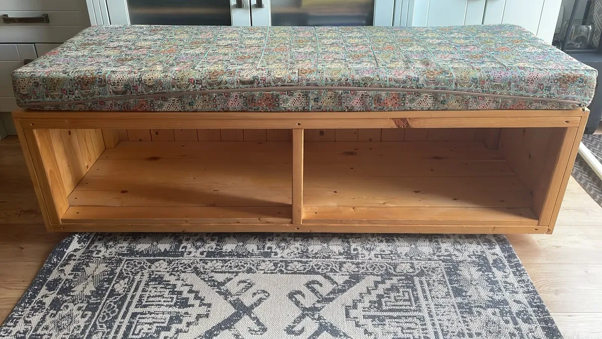 Bench with storage - Image 1
