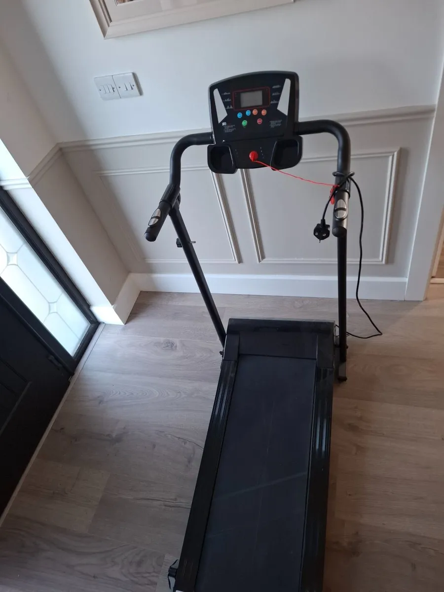 Electric Folding Treadmill – 6 Programmes - Image 3