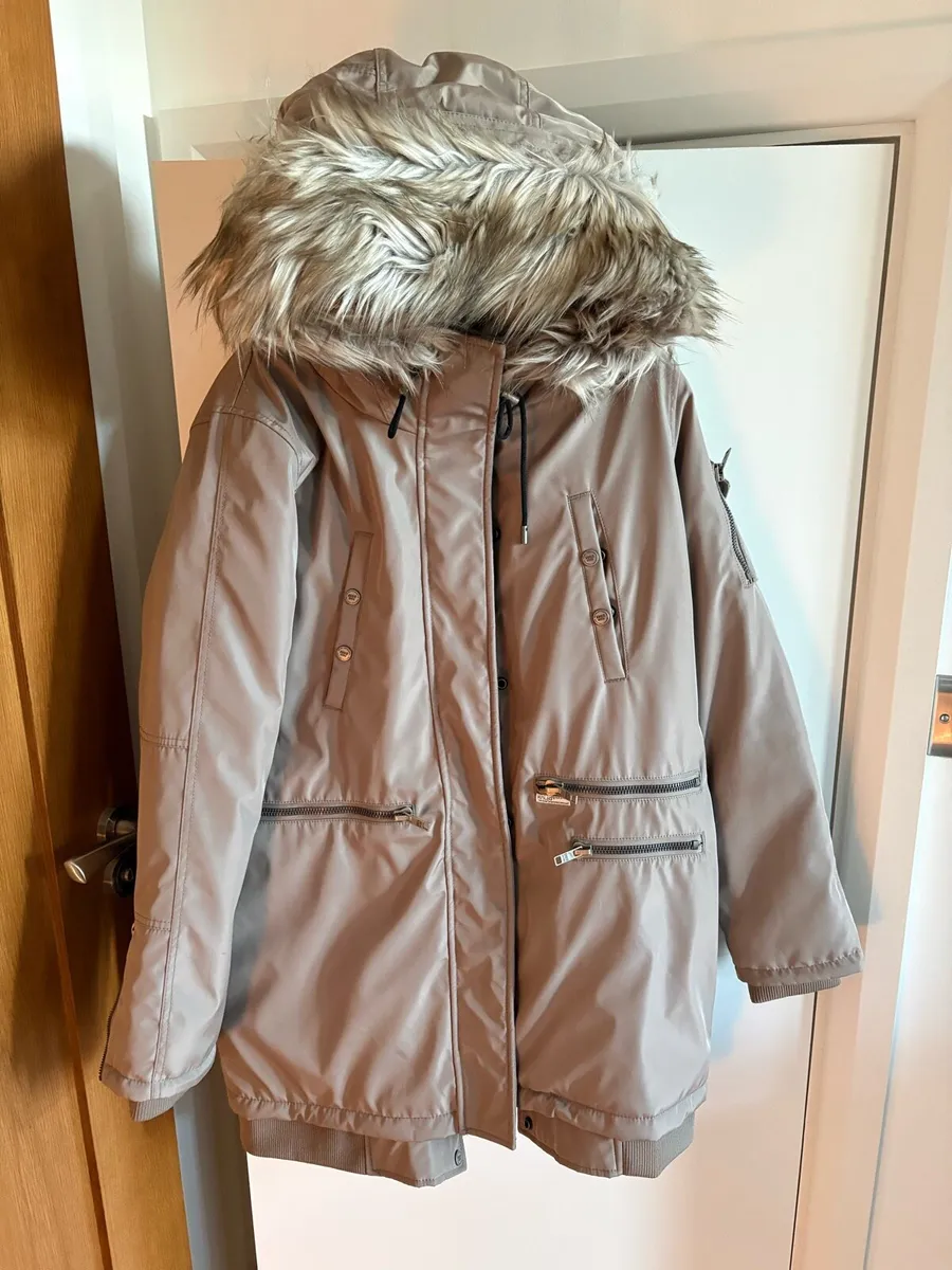 Khujo Hambourg Parka Coat 14-16UK like new - Image 1