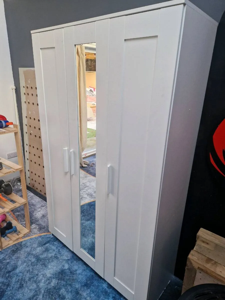 Wardrobe - Image 2