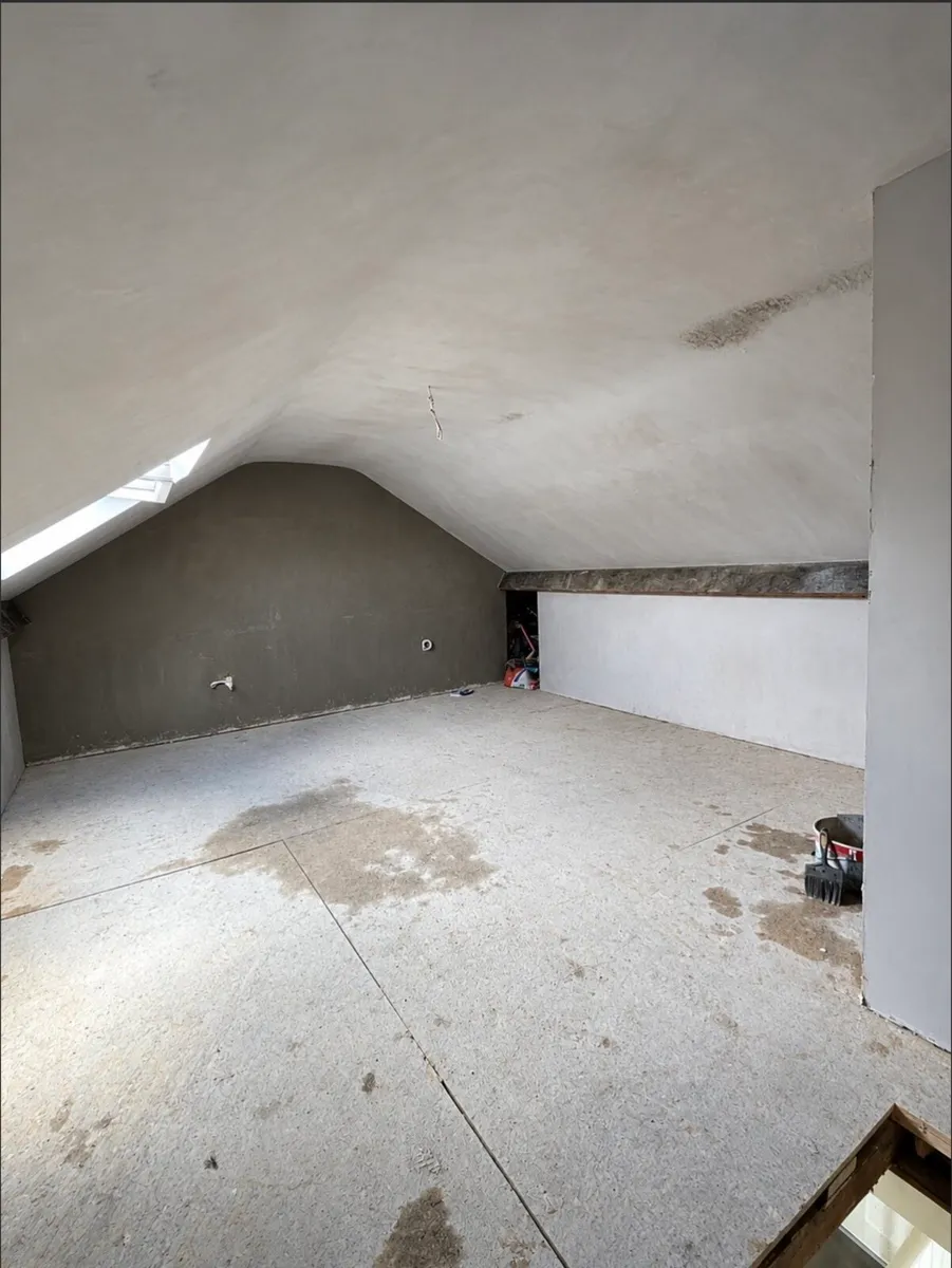 Plasterer available - Image 1