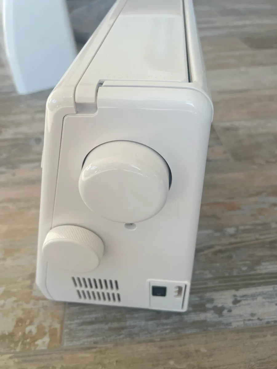 Janome HD2200 Sewing - Image 3