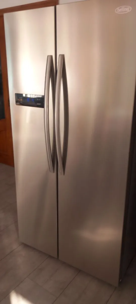 LARGE AMERICAN STAINLESS STEEL FRIDGE/FREEZER - Image 1