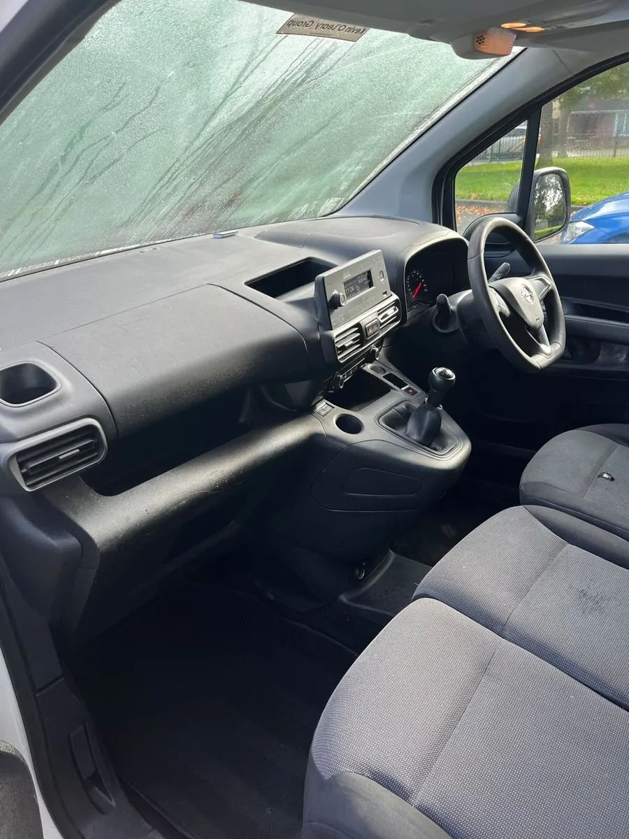 Opel Combo 2019 - Image 2