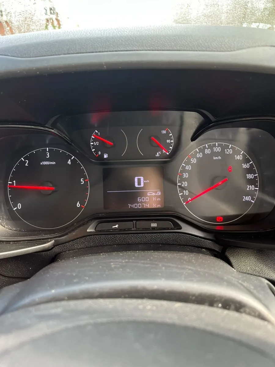 Opel Combo 2019 - Image 4