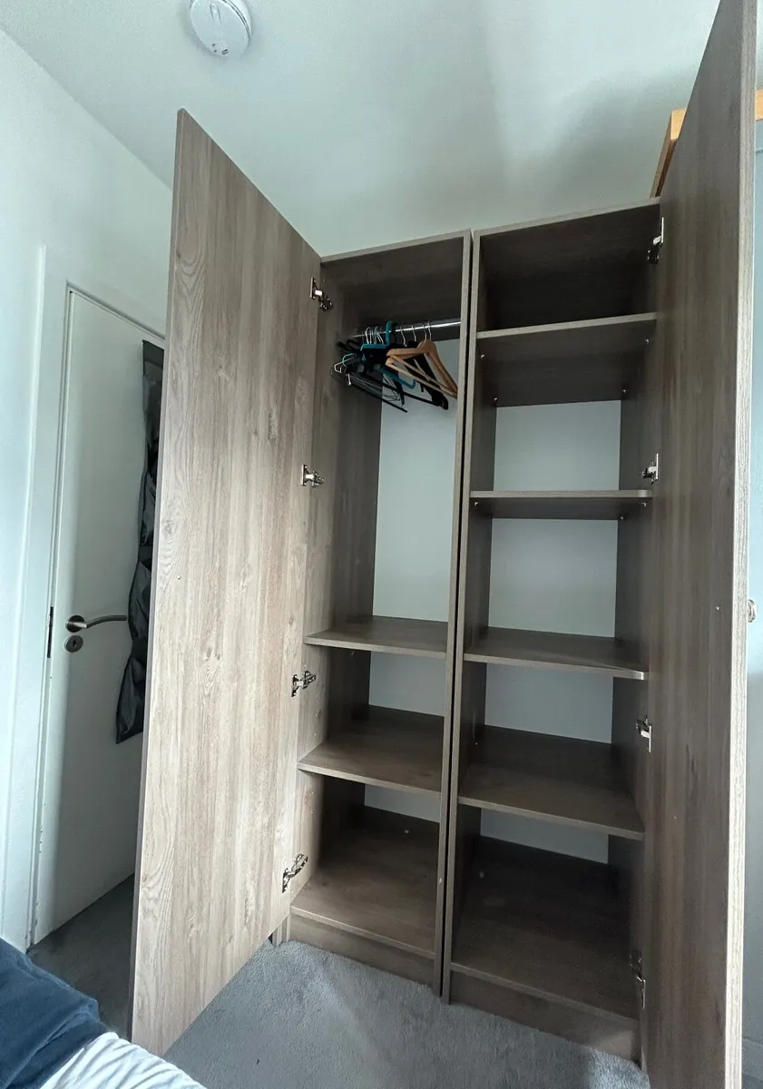 Wardrobe - Image 3