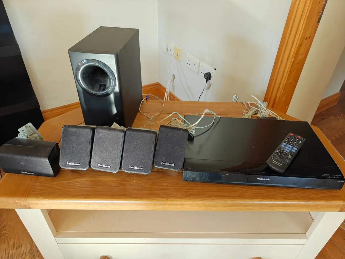 Panasonic dvd home theater sound system - Image 1