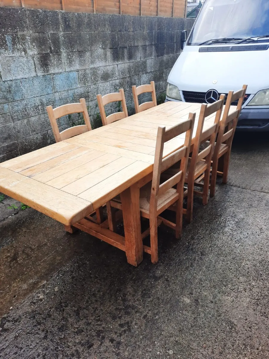 Dinning table - Image 1