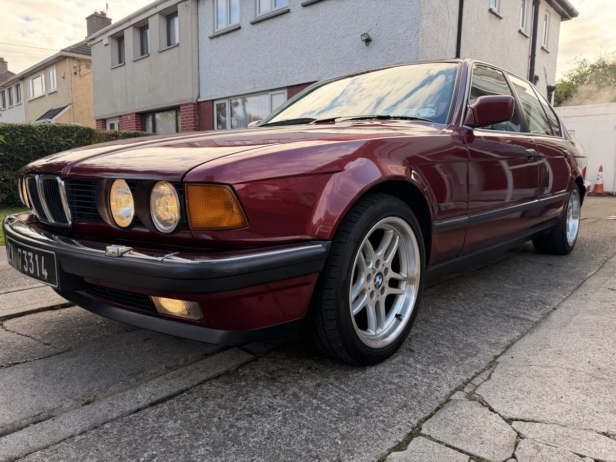 Bmw 1990 e32 - Image 4
