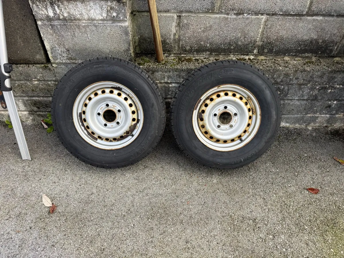 Trailer wheels and tyres - Image 1