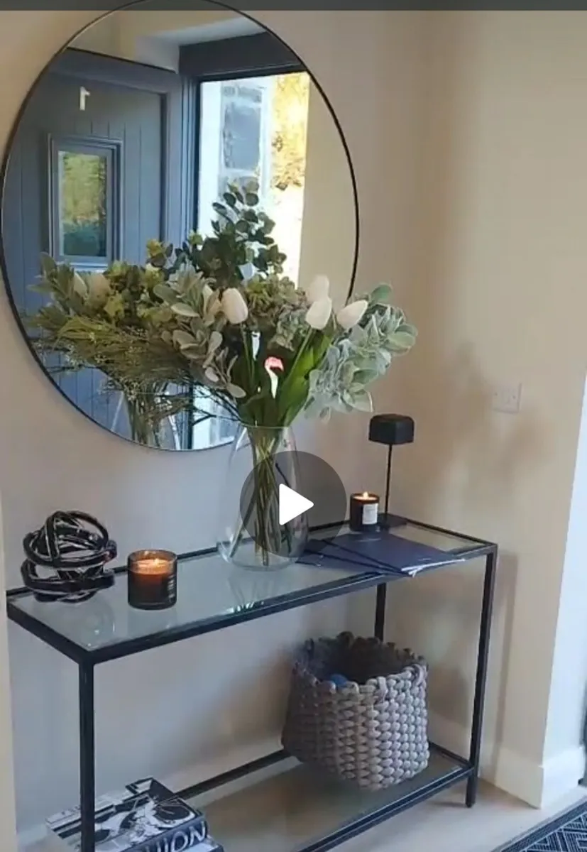Milan Console Glass Table - Image 4