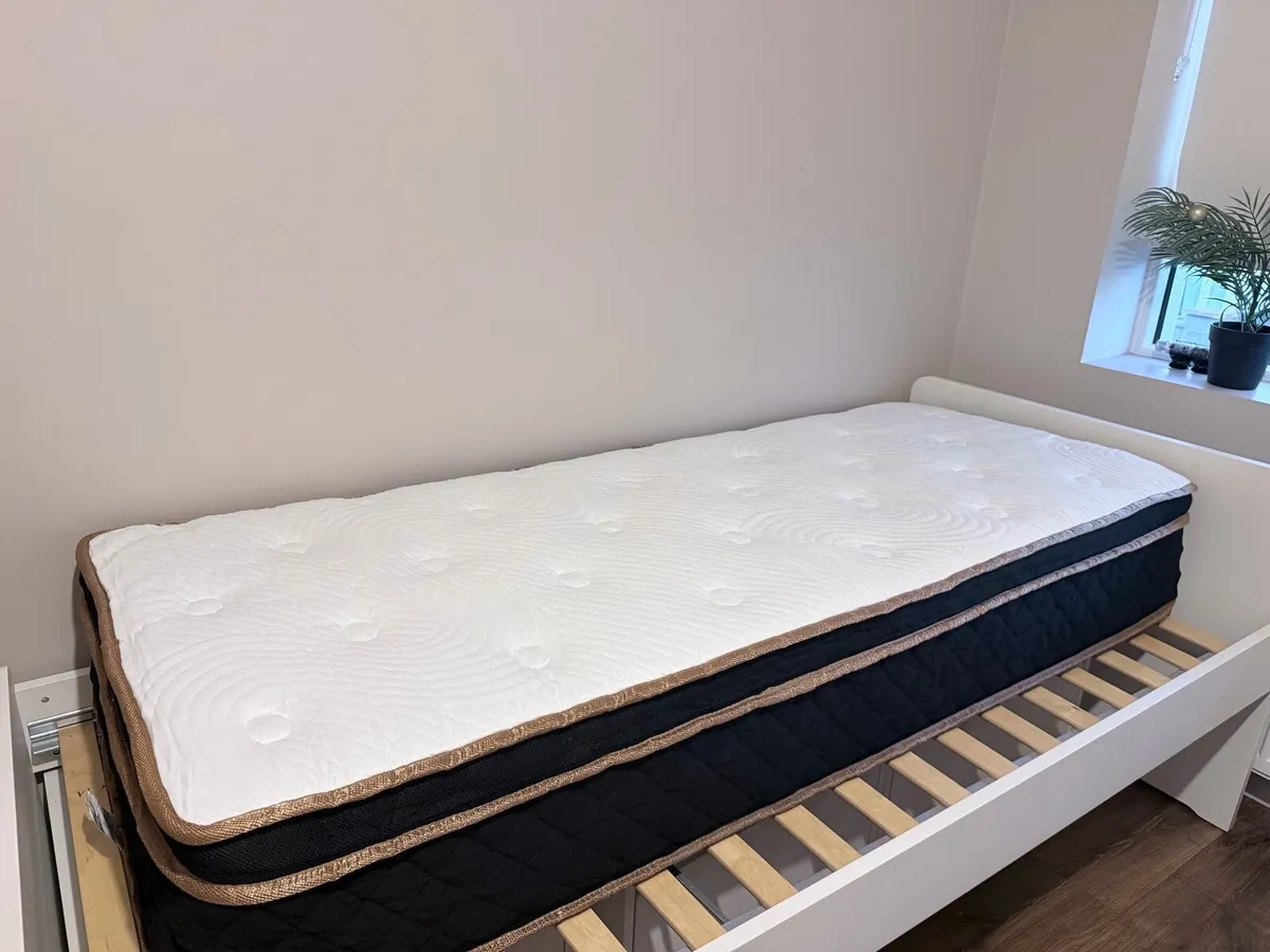 Single mattress brand new - Image 1