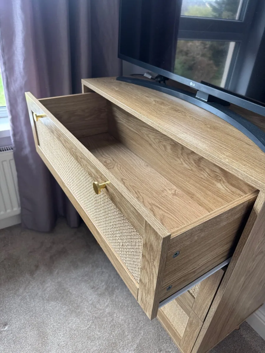 Chest of Drawers-Brand New, already assembled - Image 2