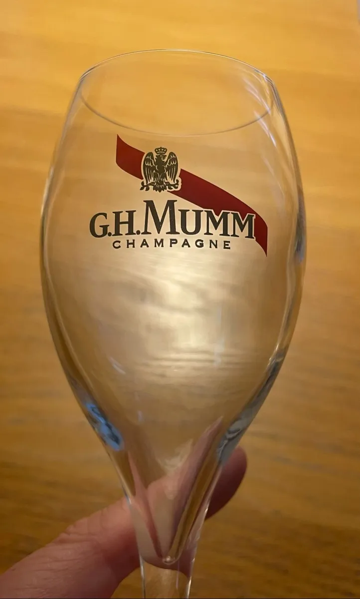 G.H. Mumm champagne glasses x 3 - Image 2