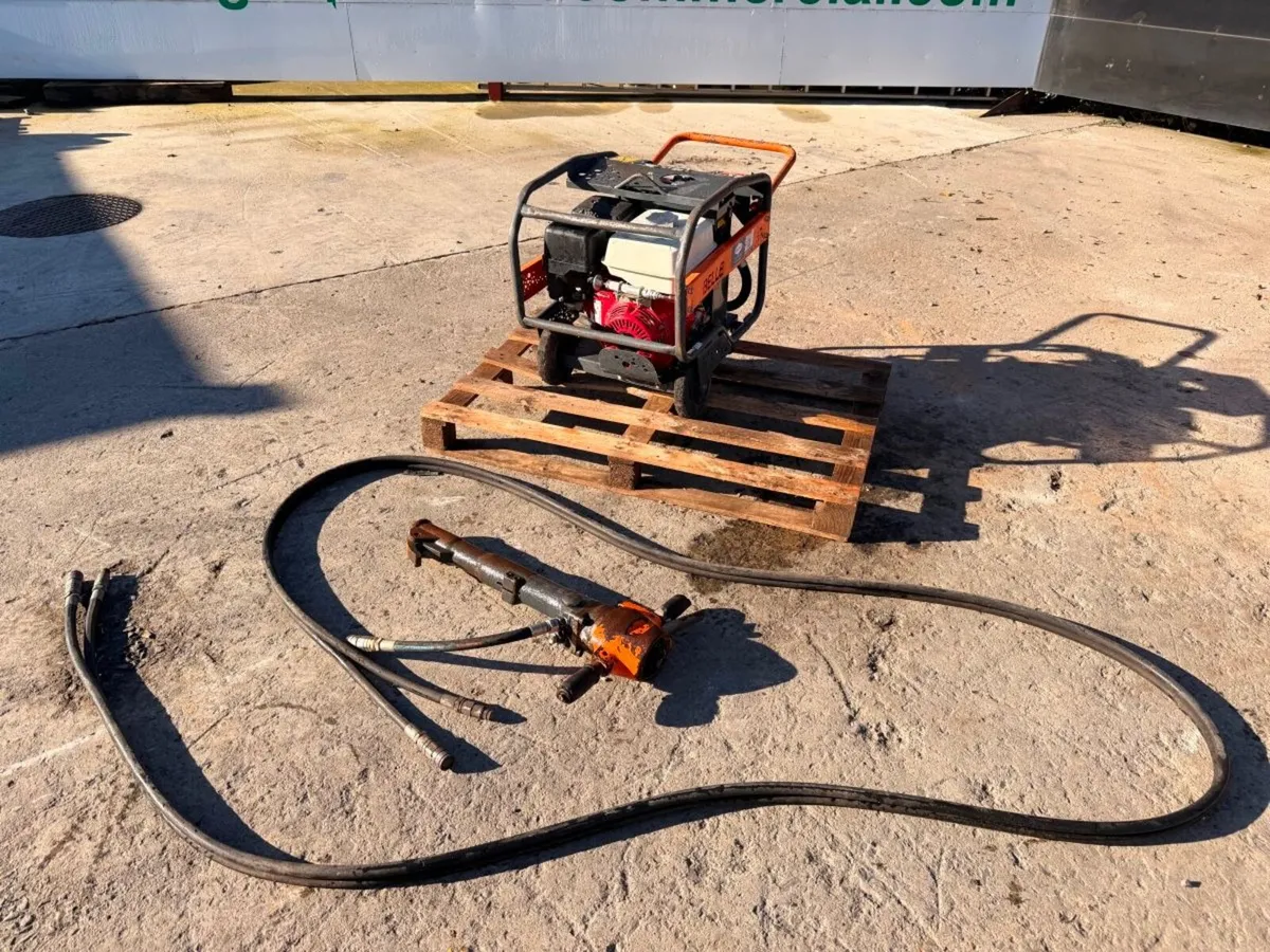 2019 Belle Bulldog hydraulic power pack  Honda GX2 - Image 3