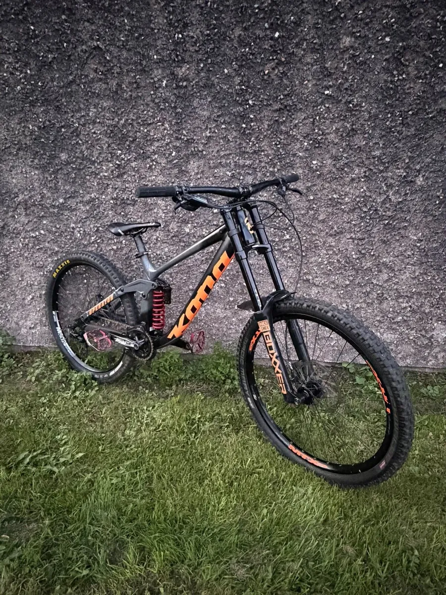 Kona Operator downhill bike - Image 1