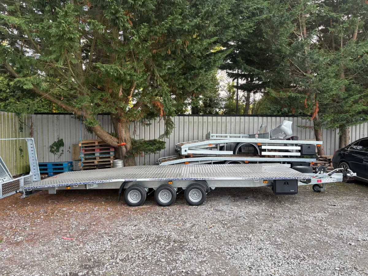 Jupiter Br3 .20 Ft Trailer .3 axles .Brand new - Image 3
