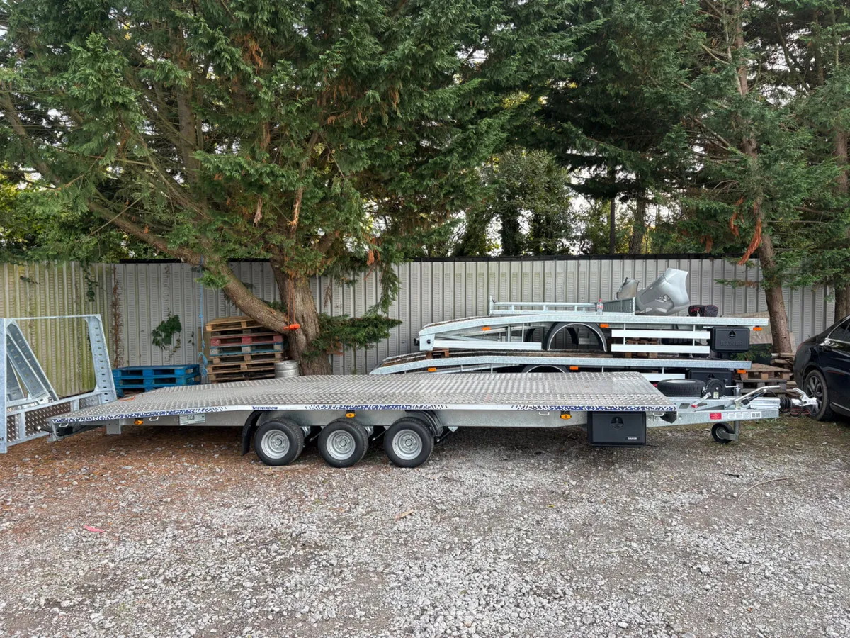 Jupiter Br3 .20 Ft Trailer .3 axles .Brand new - Image 2
