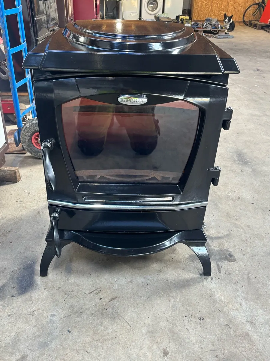 Stanley Reginald stove - Image 1