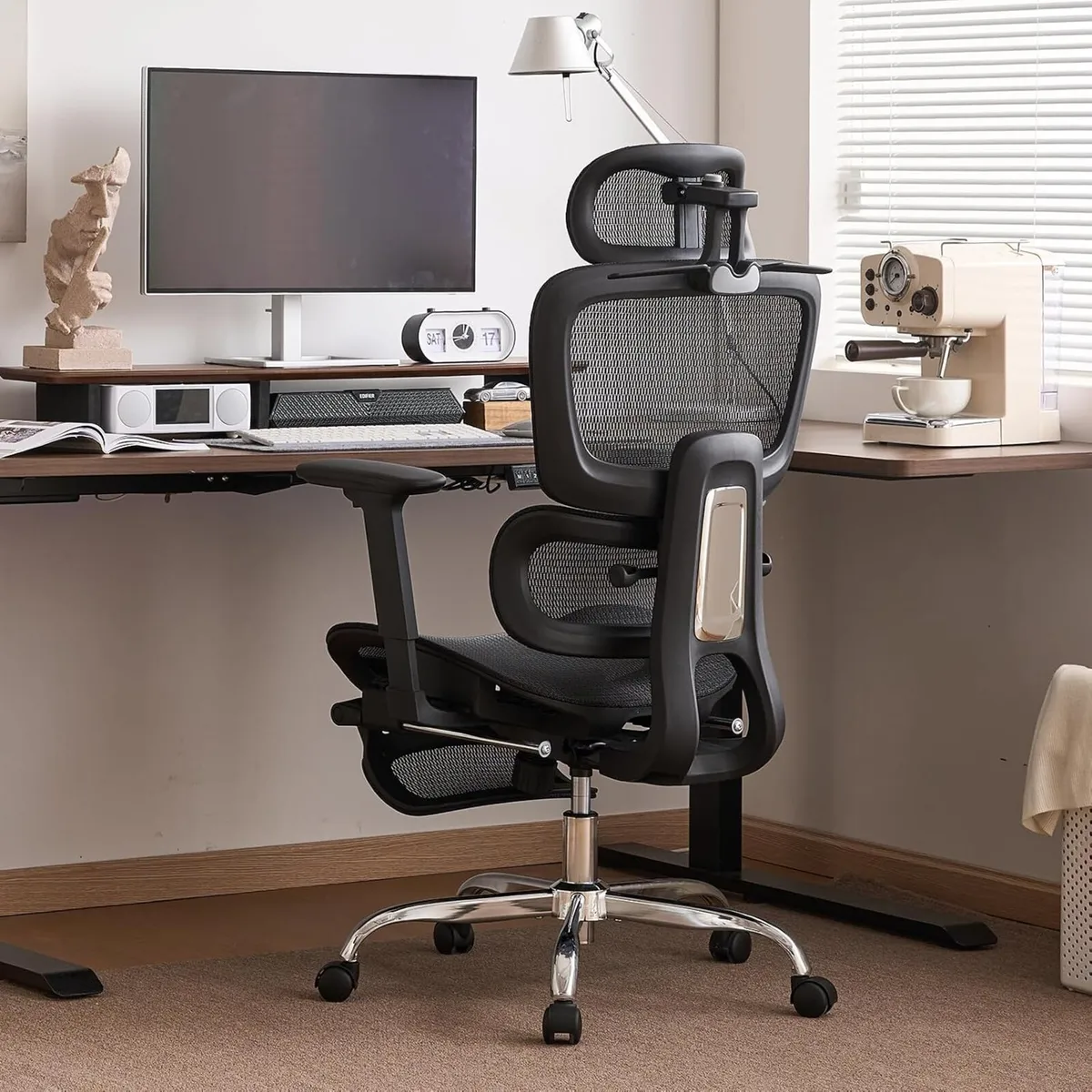 Ergonomic Mesh Office Chair with Footrest L10 Lite - Image 2
