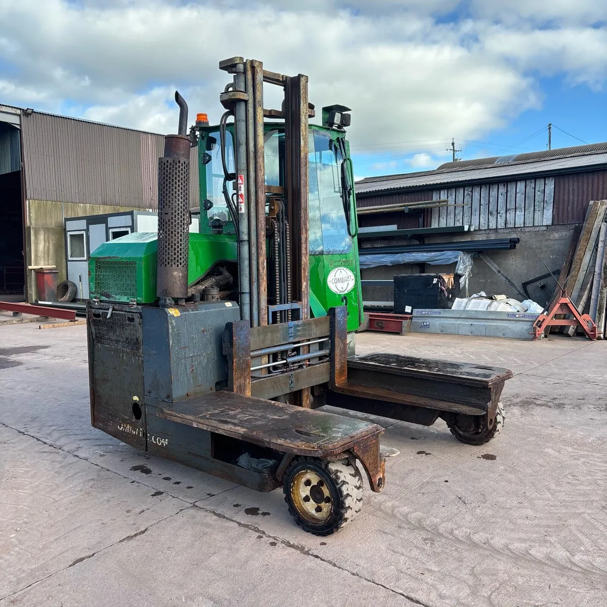 Combilift C3000 Forklift - Image 4
