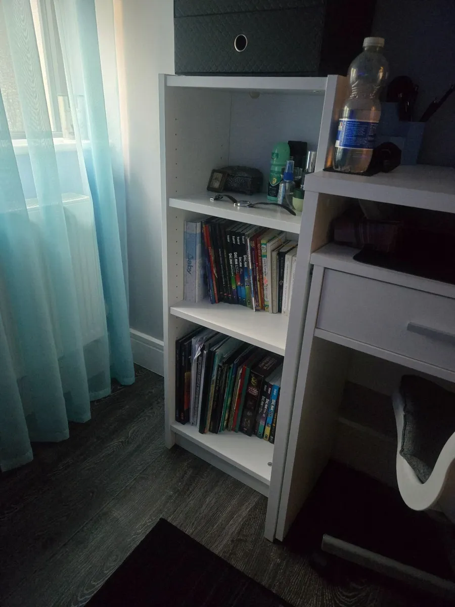Bookcase - Image 1
