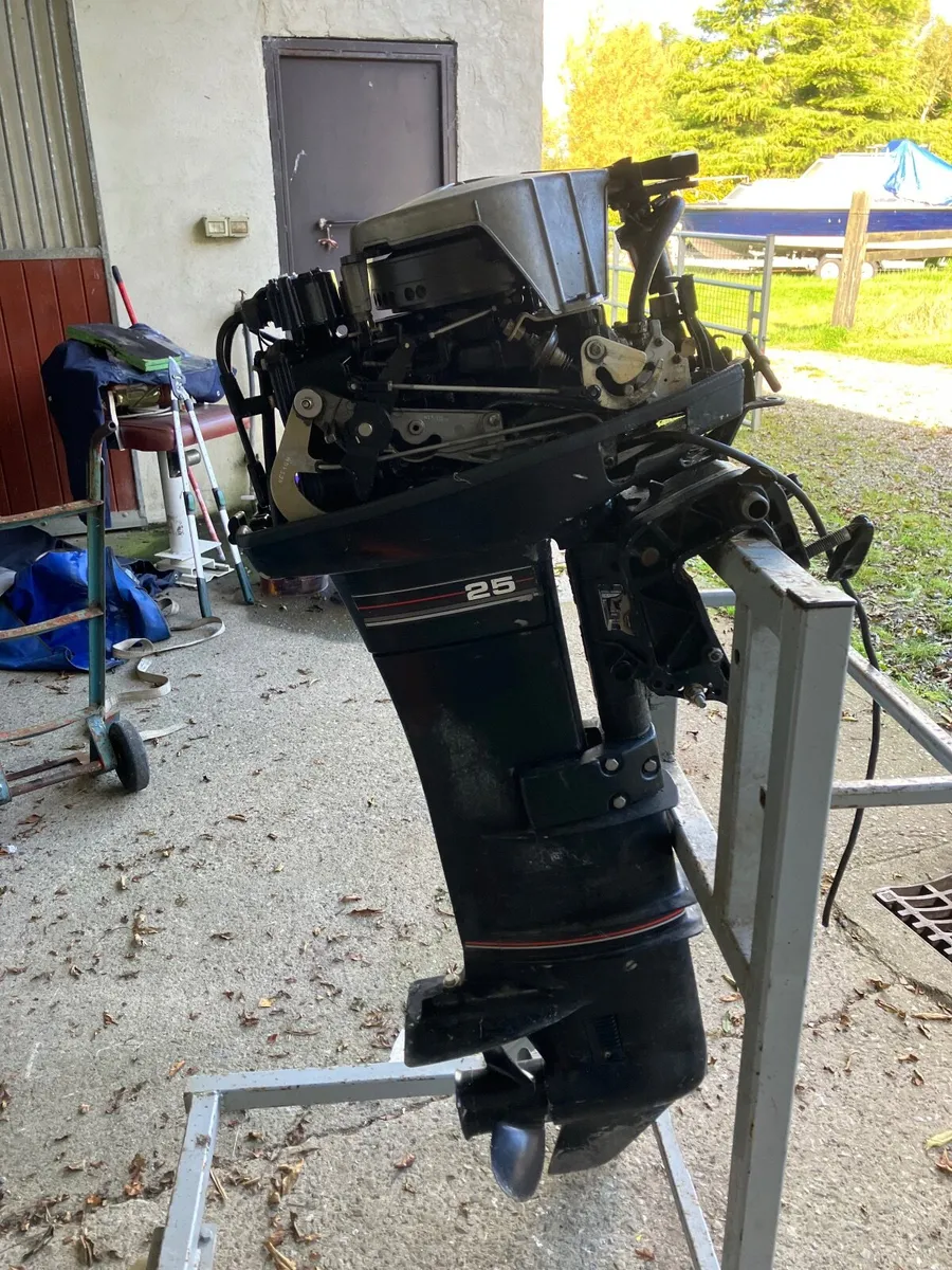Mercury 25HP OUTBOARD LONG SHAFT N/RUNNING PROJECT - Image 2