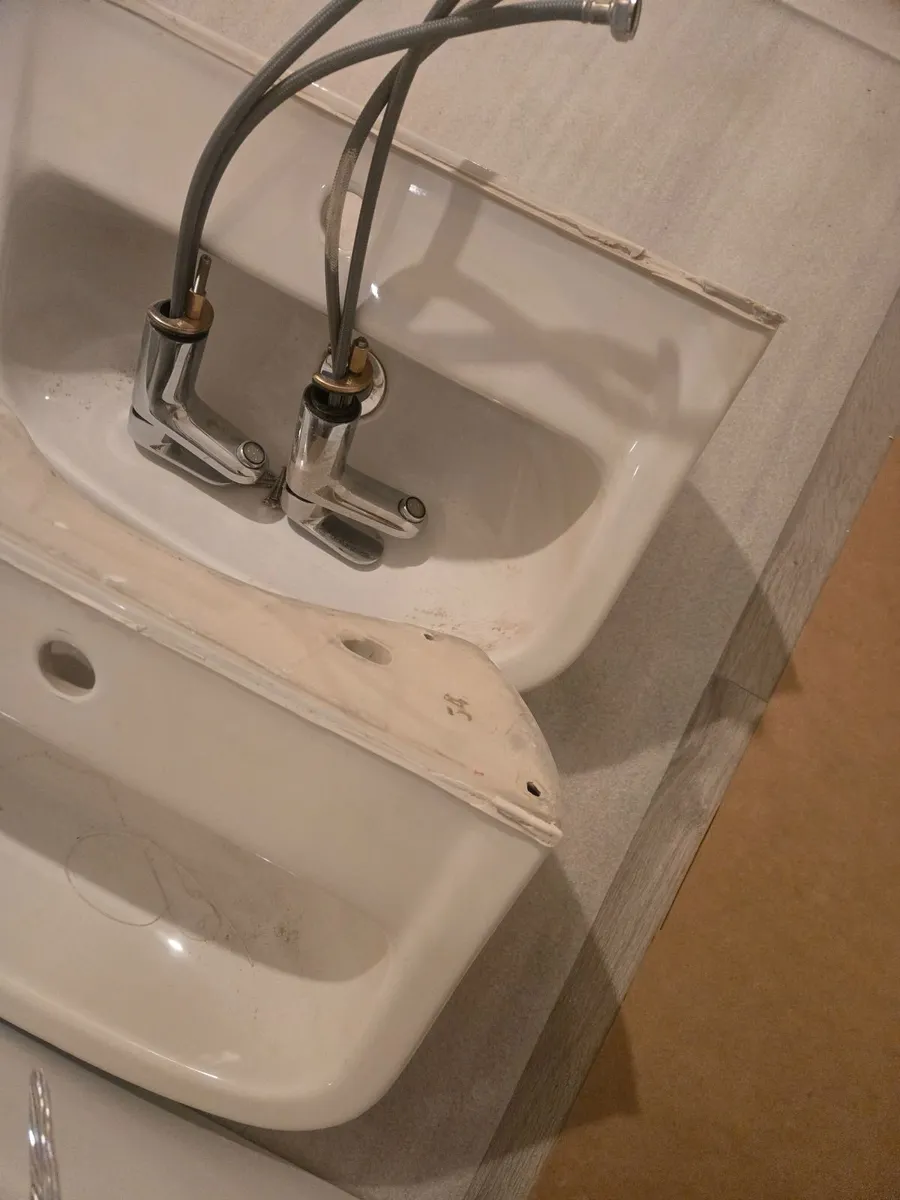 Two new sinks - Image 2