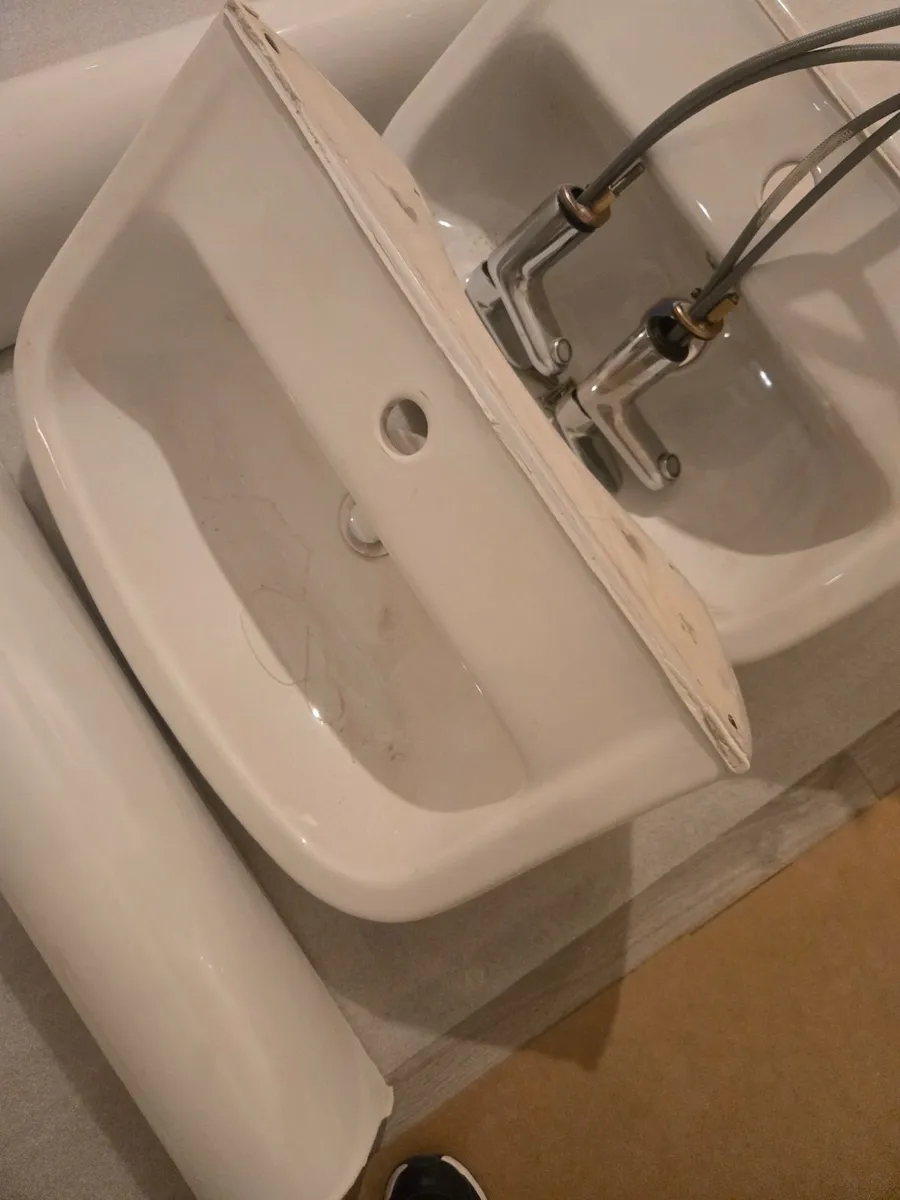 Two new sinks - Image 4